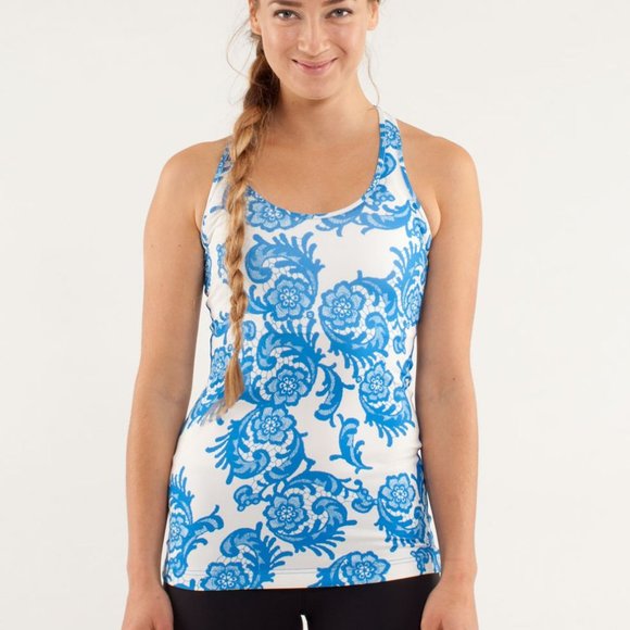Lululemon Cool Racerback Laceoflage Polar Cream Beaming Blue sz 4 EUC - Picture 12 of 12